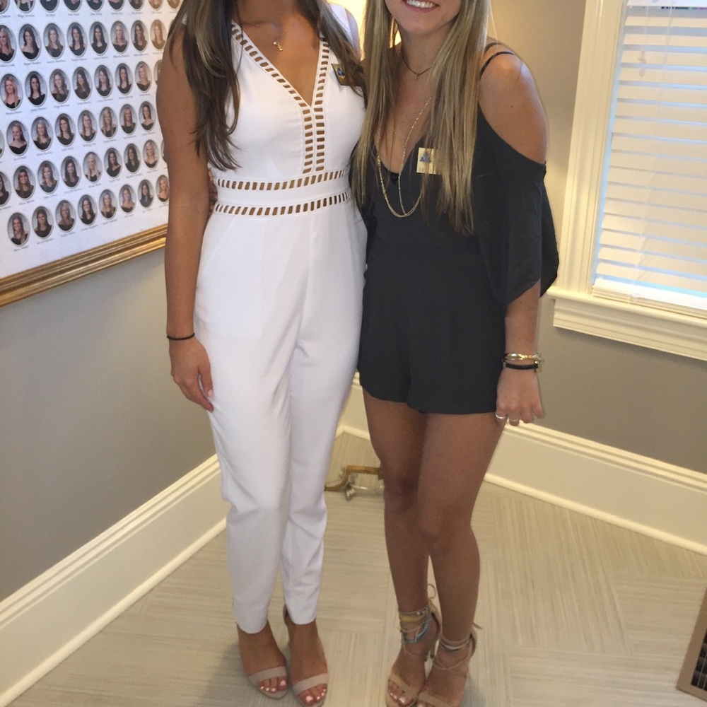 White Jumpsuit with pockets!